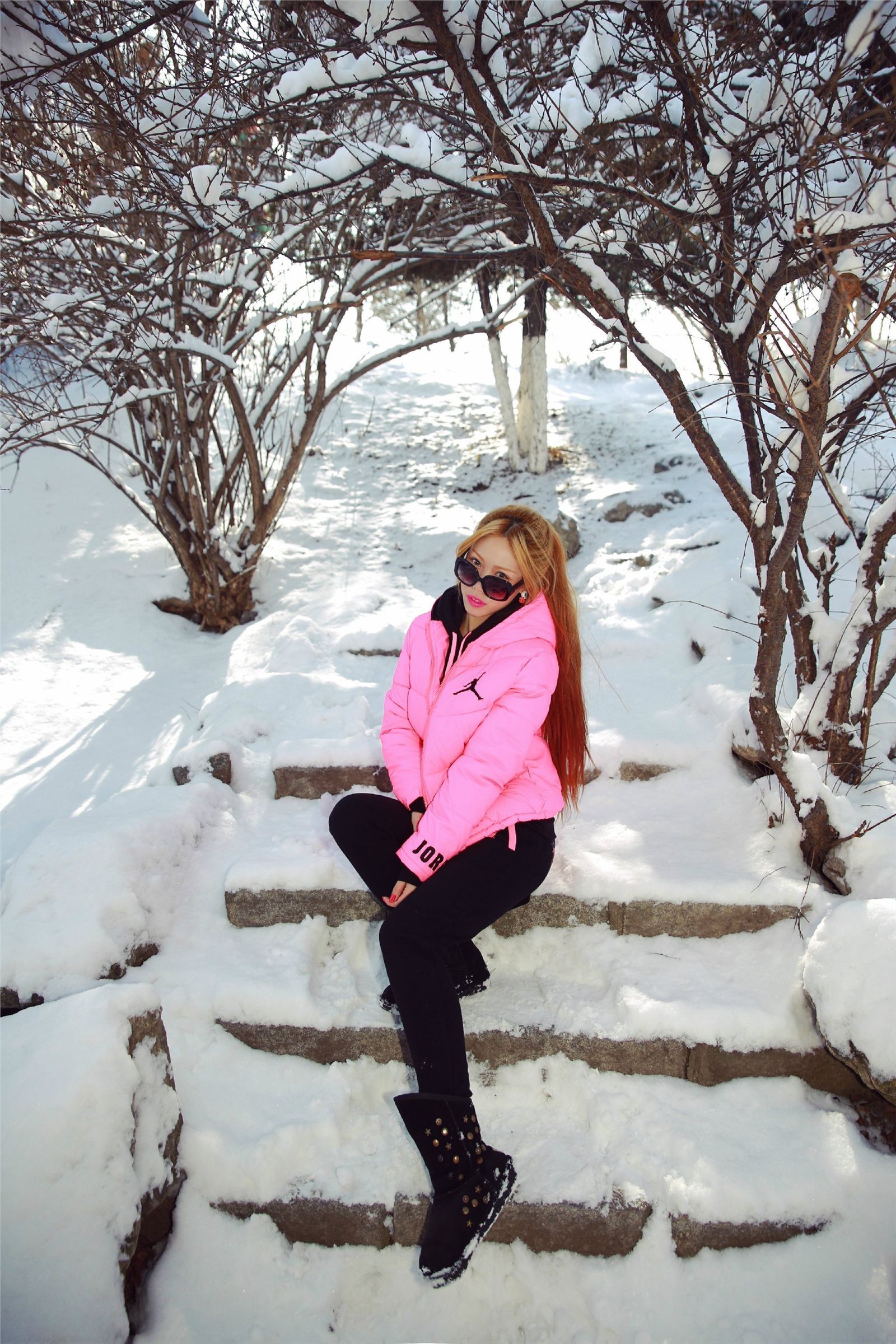 花哨尤物saisai的微博列表微女郎 2